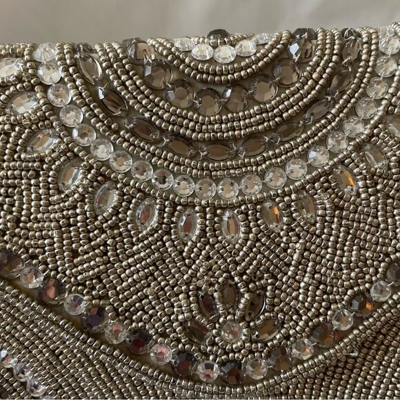 Glint beaded jeweled silver platinum evening bag clutch - Picture 8 of 16